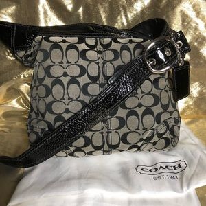COACH Shoulder Bag 👜